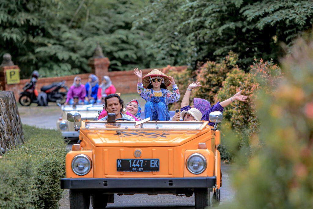 VW Safari Borobudur