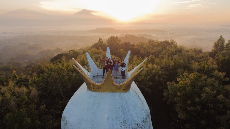 VW Borobudur menuju Gereja Ayam dan Bukit Rhema