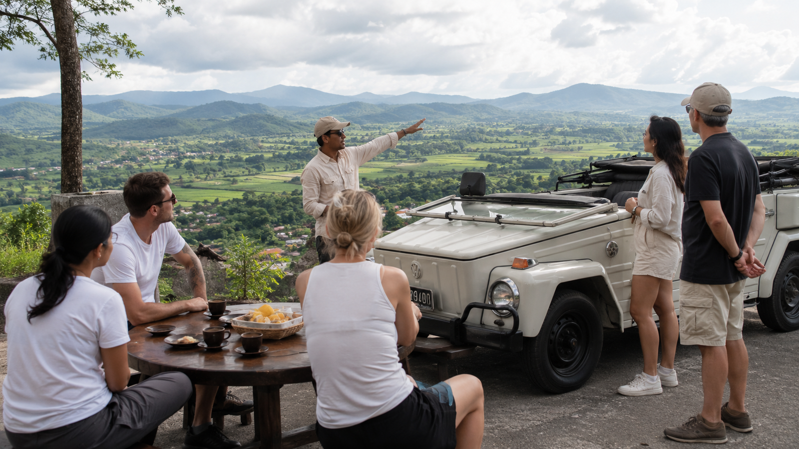 Suasana perjalanan VW Safari Borobudur dengan latar Bukit Rhema